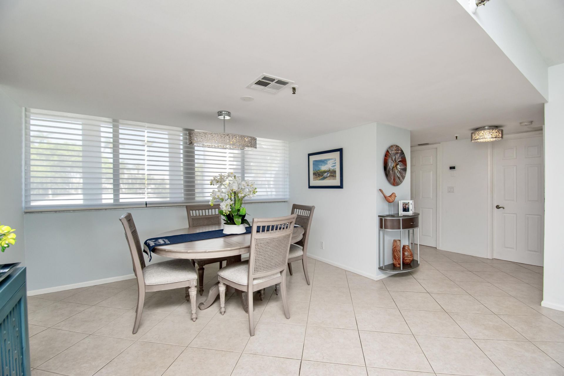 8200 Lakeshore Drive, Unit 202, Hypoluxo, FL 33462 Photo