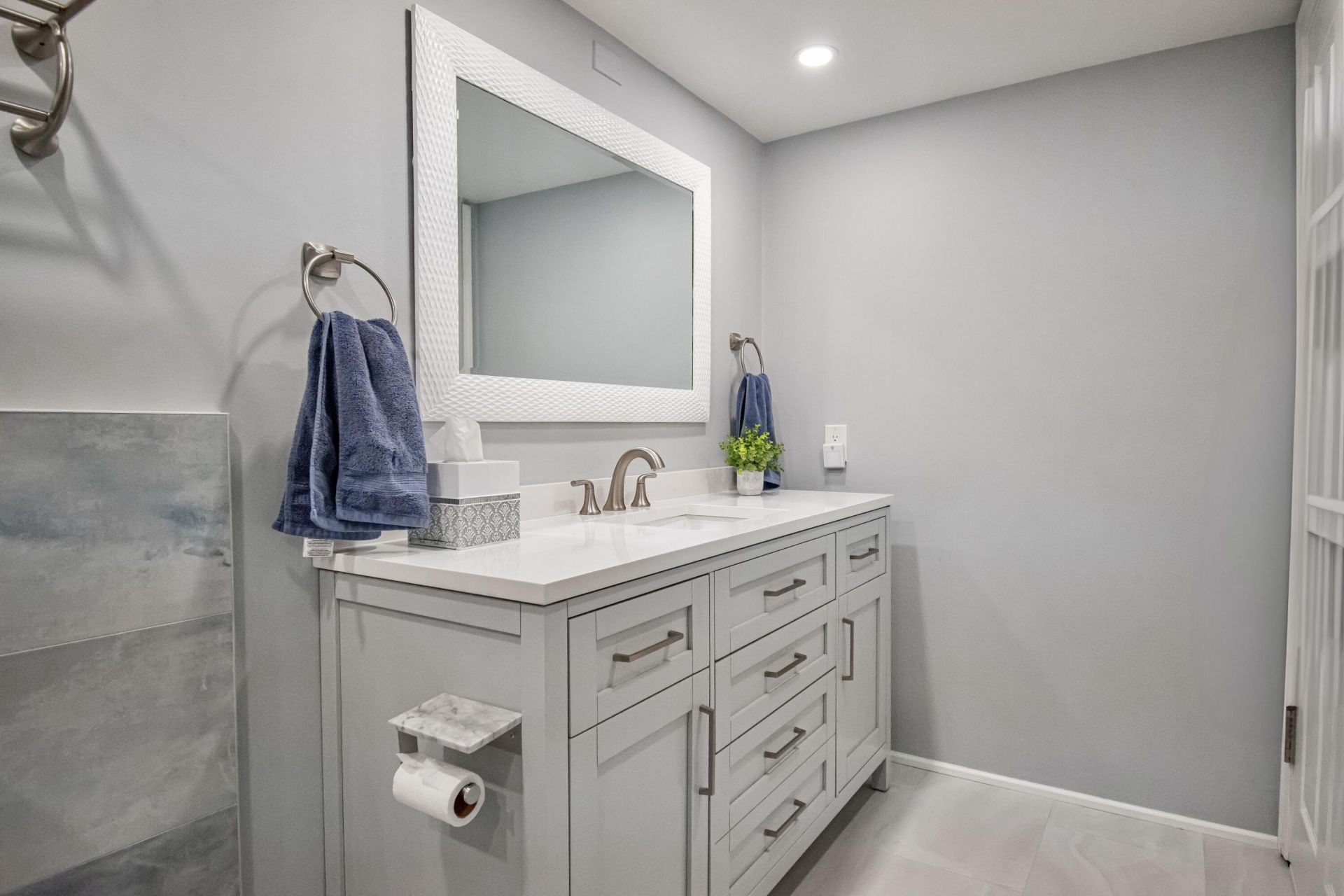 8200 Lakeshore Drive, Unit 202, Hypoluxo, FL 33462 Photo