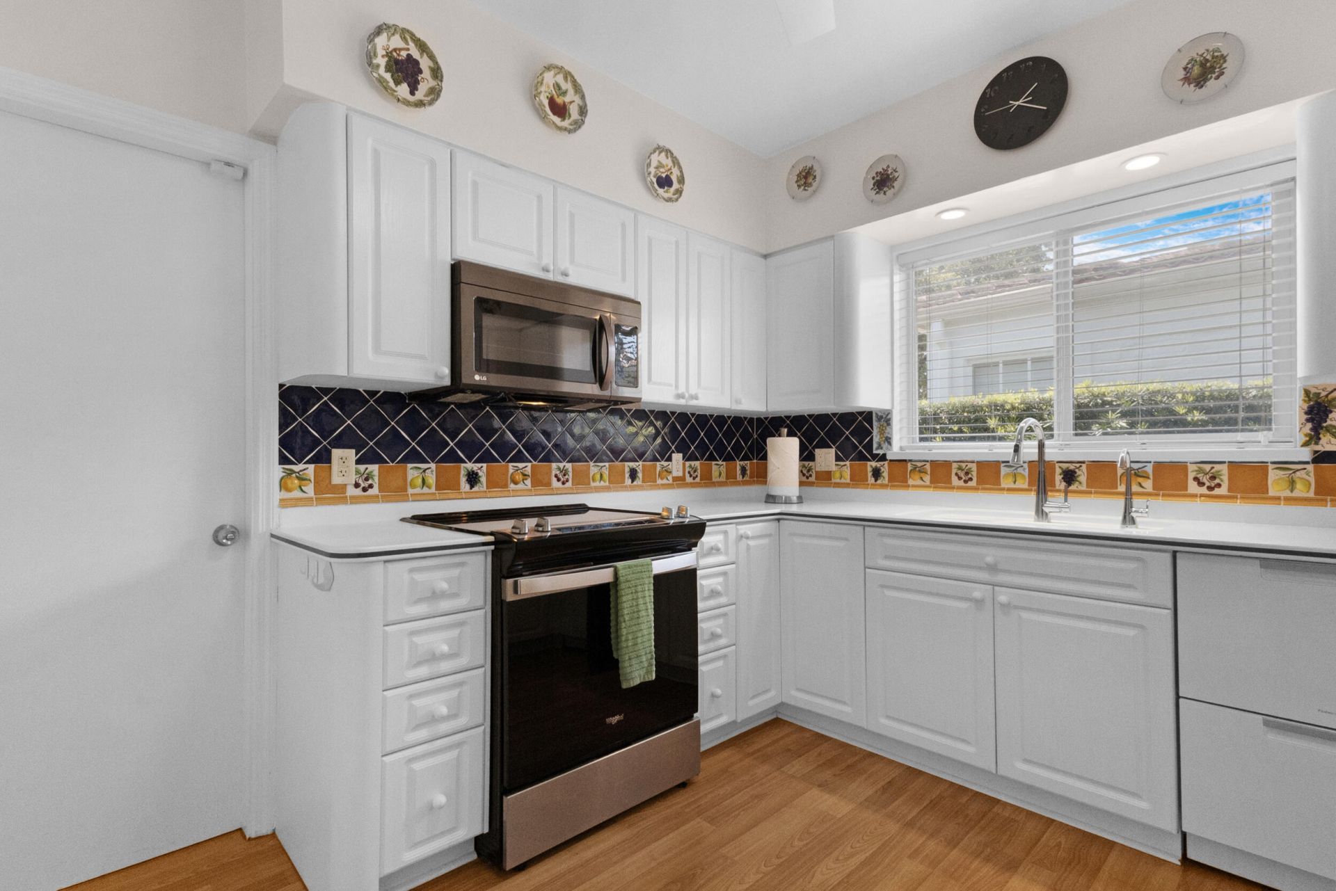 1555 71st Street, Miami Beach, FL 33141 Photo