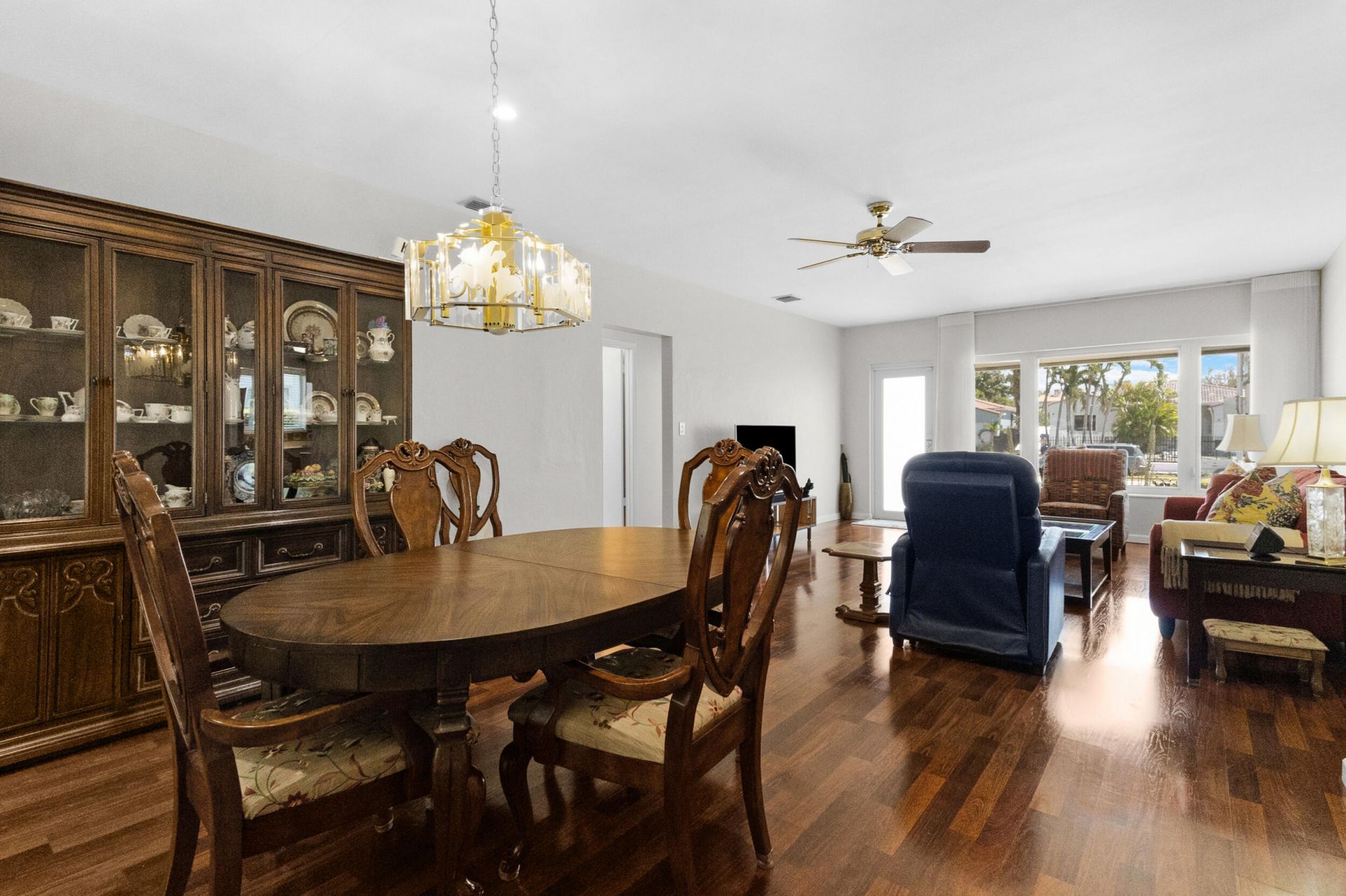 1555 71st Street, Miami Beach, FL 33141 Photo