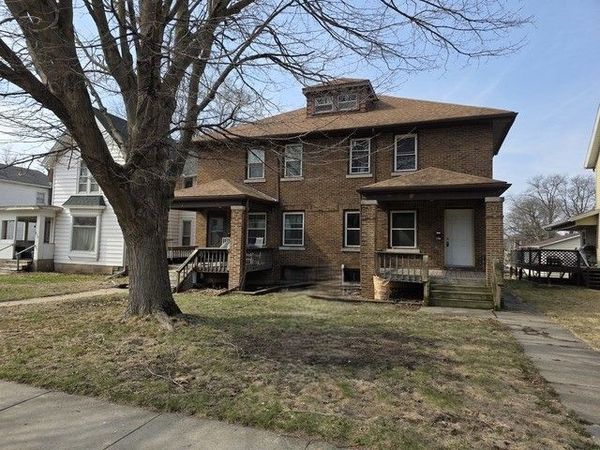 607 2nd Avenue , Sterling, IL 61081