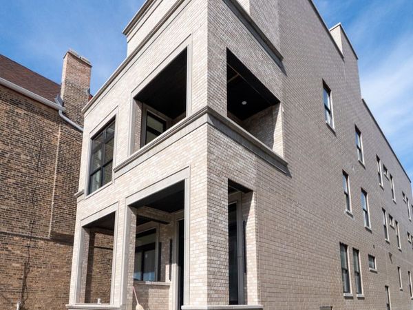 2471 N Clybourn Avenue , Unit 3, Chicago, IL 60638