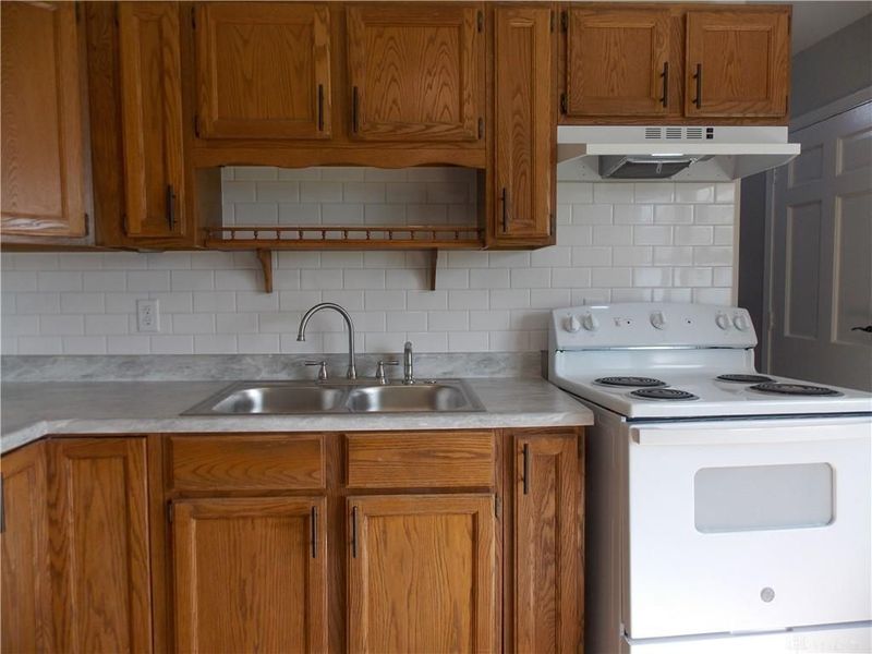 752 Hedwick Street, Bethel Township, OH 45344 Photo 7