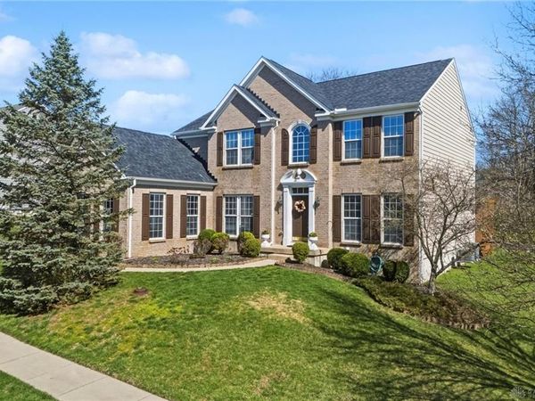 2432 Forest Oaks Drive, Beavercreek, OH 45431