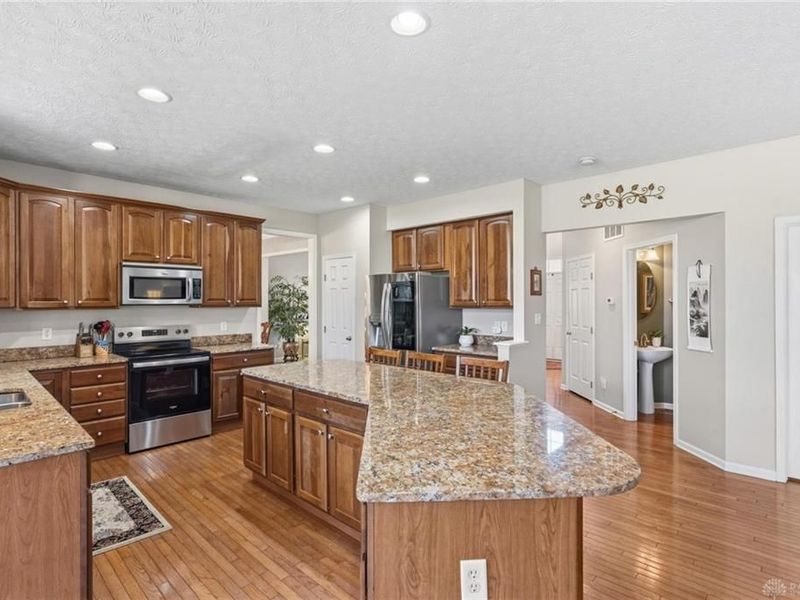 2432 Forest Oaks Drive, Beavercreek, OH 45431 Photo 18