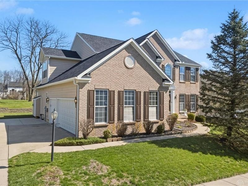 2432 Forest Oaks Drive, Beavercreek, OH 45431 Photo 2