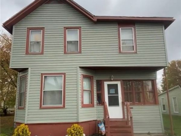 362 South Avenue, Medina, NY 14103