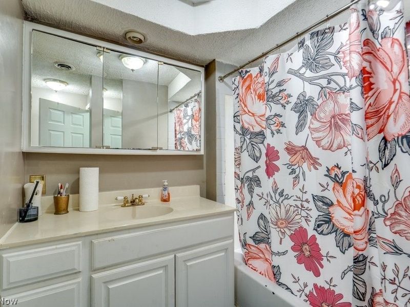 4610 West Avenue, Ashtabula, OH 44004 Photo 32