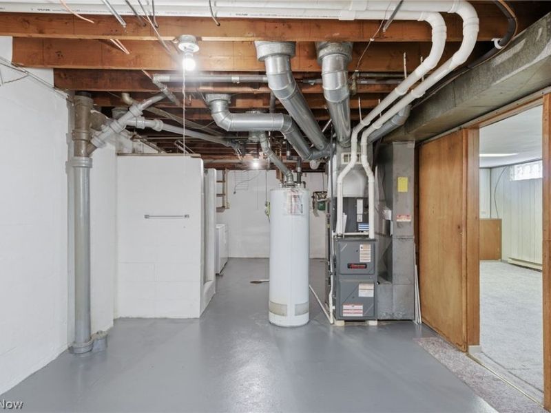 1614 Colonial Boulevard NE, Canton, OH 44714 Photo 36