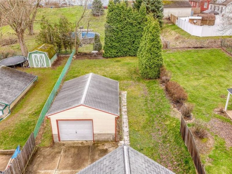 1614 Colonial Boulevard NE, Canton, OH 44714 Photo 41