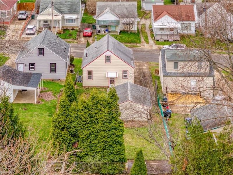 1614 Colonial Boulevard NE, Canton, OH 44714 Photo 48