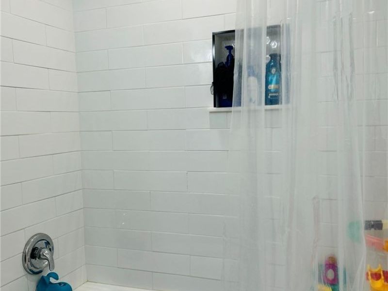 399 Mineola Avenue, Akron, OH 44320 Photo 14