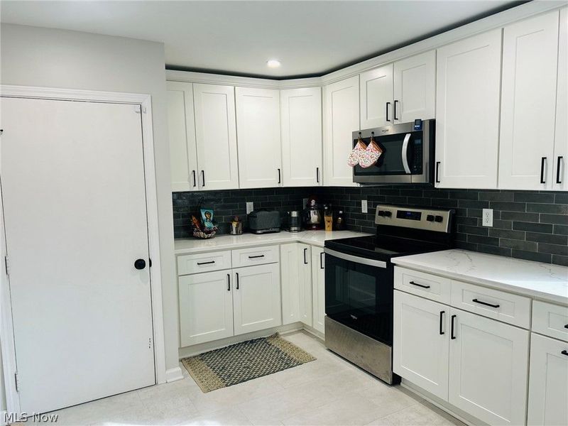 399 Mineola Avenue, Akron, OH 44320 Photo 35