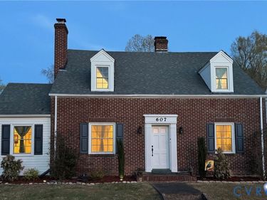 607 S Main Street, Nottoway, VA 23824