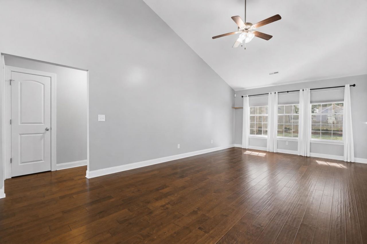 215 Turning Pines Loop Photo 4