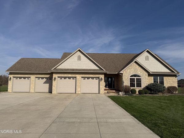 113 Evergreen Lane, Upper Sandusky, OH 43351