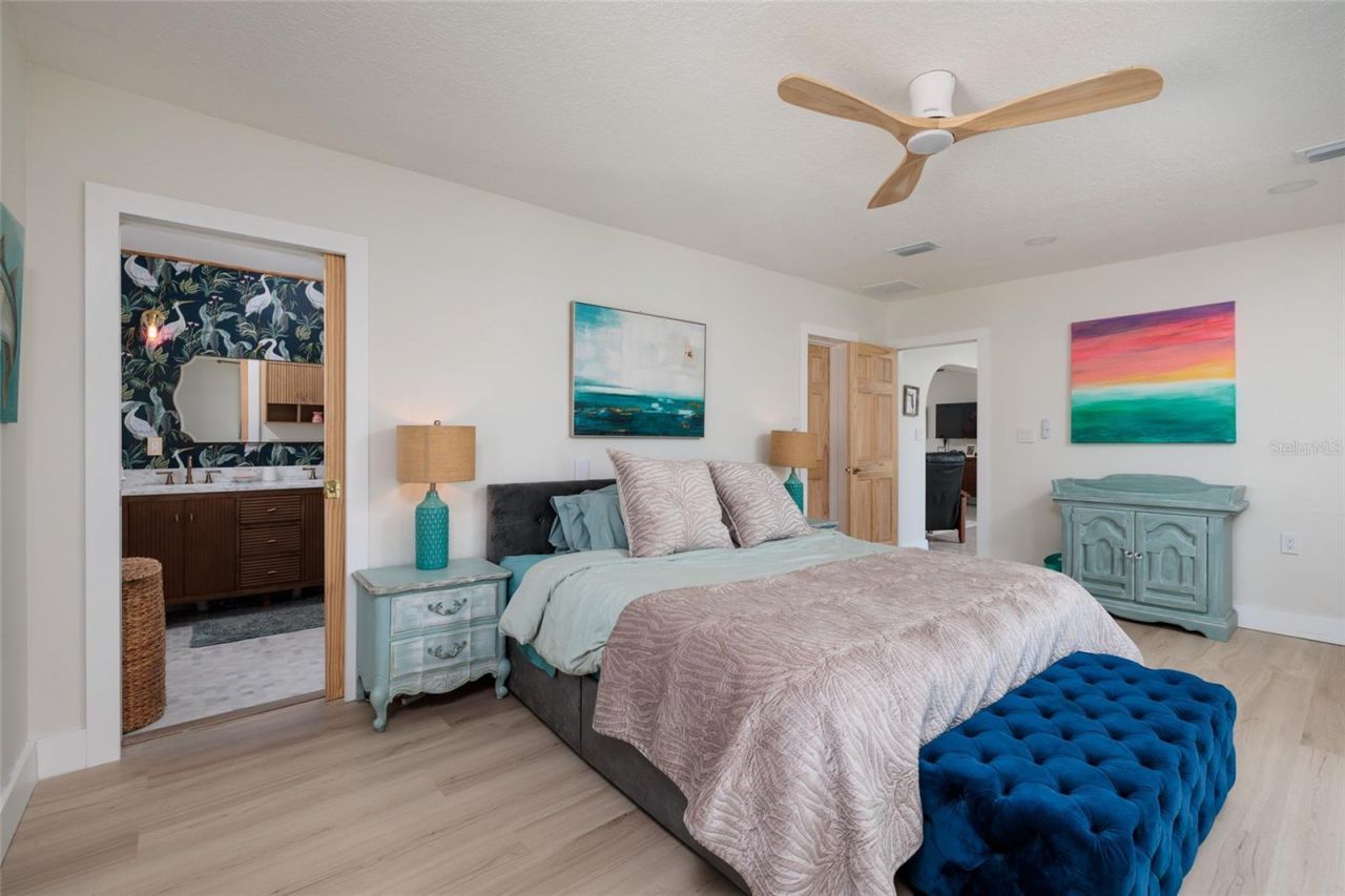 9298 Sun Isle Drive Ne, Saint Petersburg, FL 33702 Photo