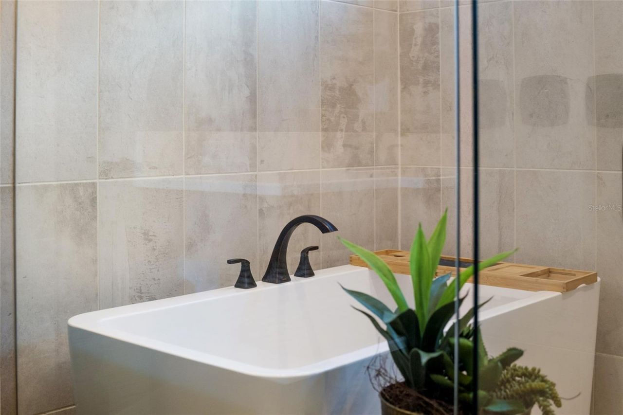 664 Regatta Way, Bradenton, FL 34208 Photo