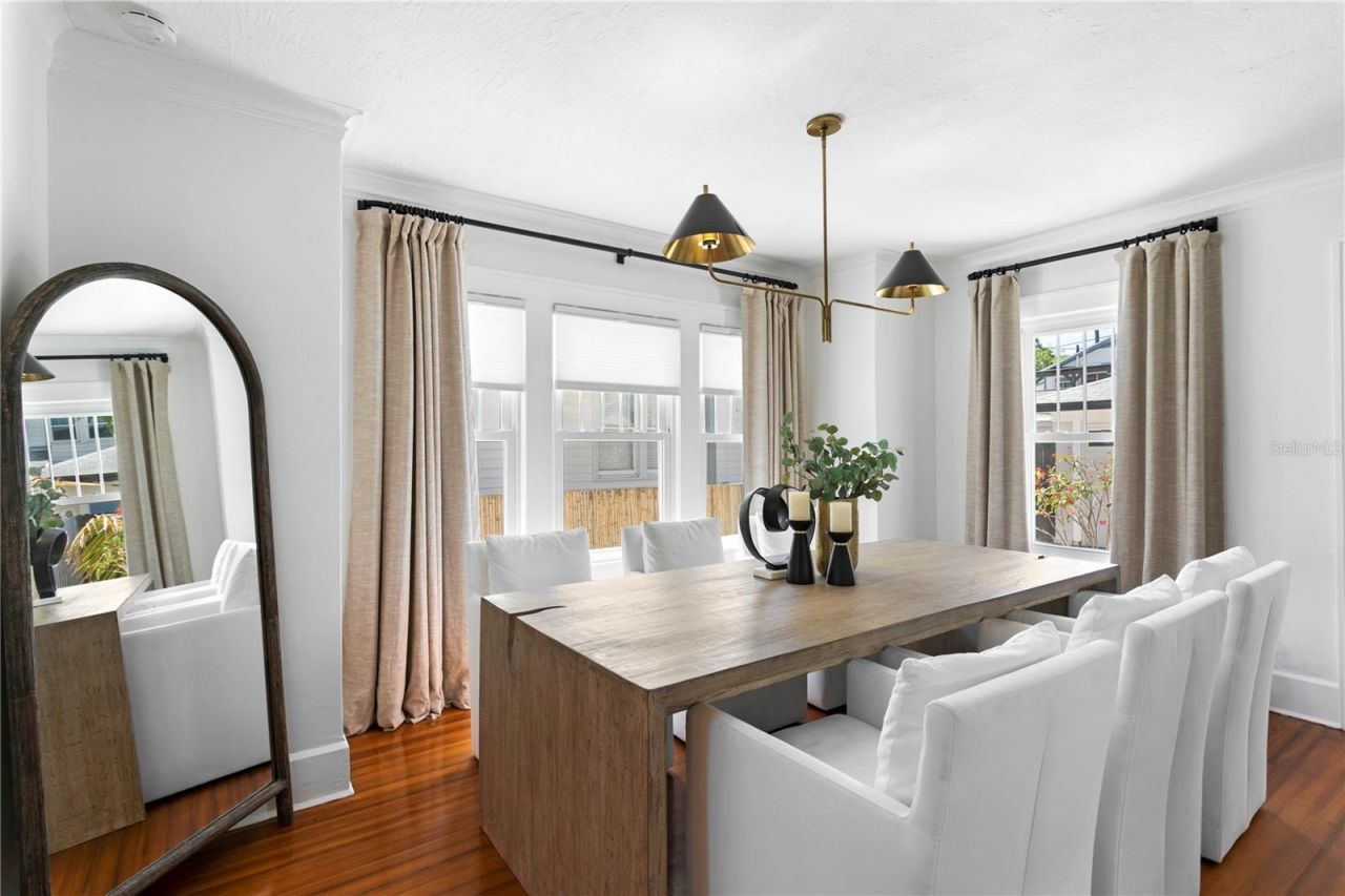 1140 Oak Street Ne, Saint Petersburg, FL 33701 Photo