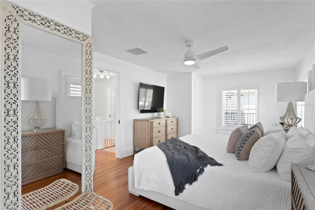 1140 Oak Street Ne, Saint Petersburg, FL 33701 Photo