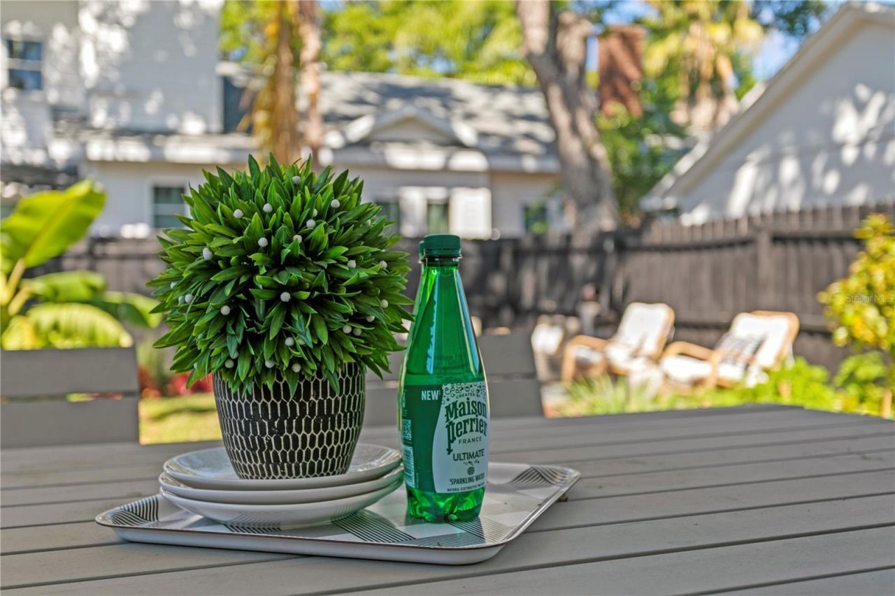 1140 Oak Street Ne, Saint Petersburg, FL 33701 Photo