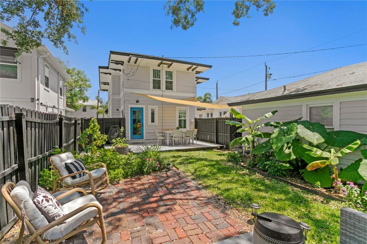 1140 Oak Street Ne, Saint Petersburg, FL 33701 Photo