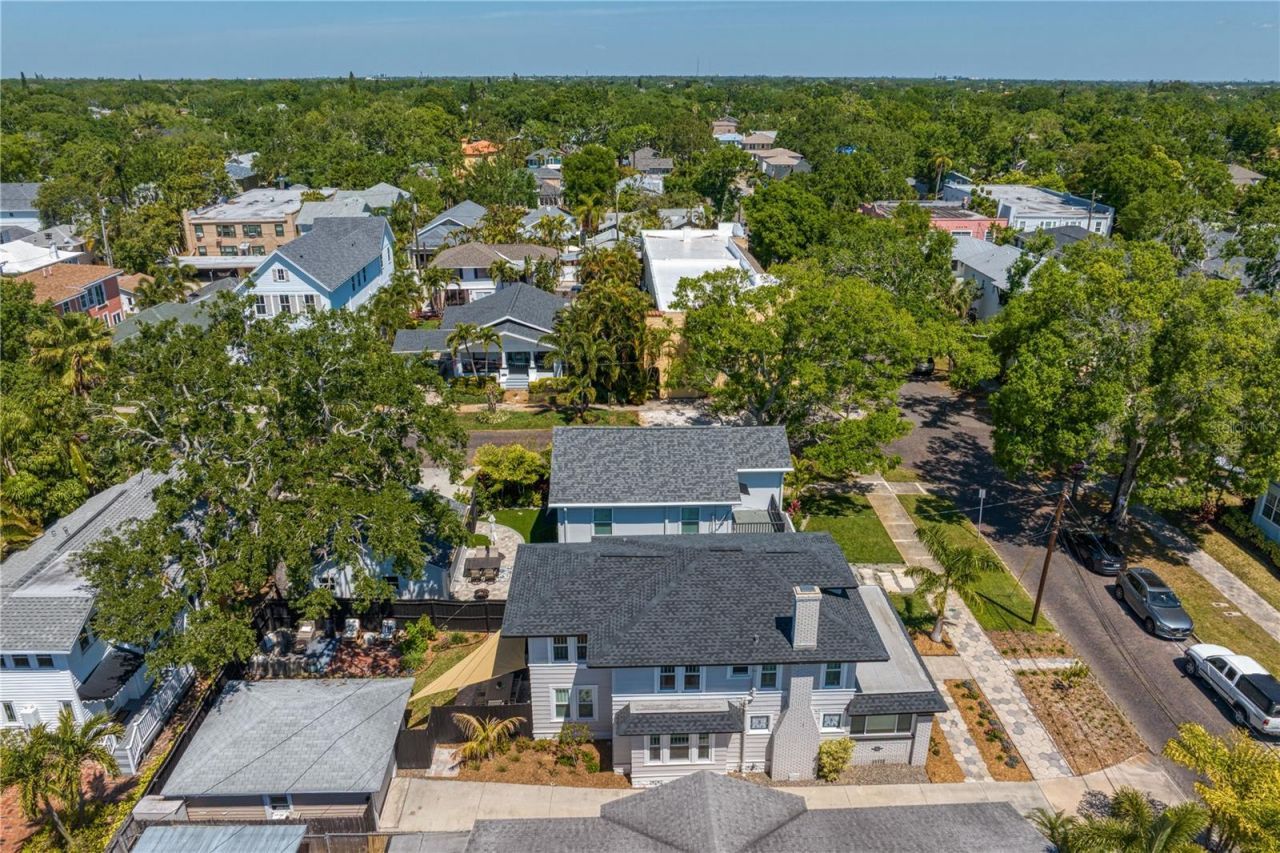 1140 Oak Street Ne, Saint Petersburg, FL 33701 Photo