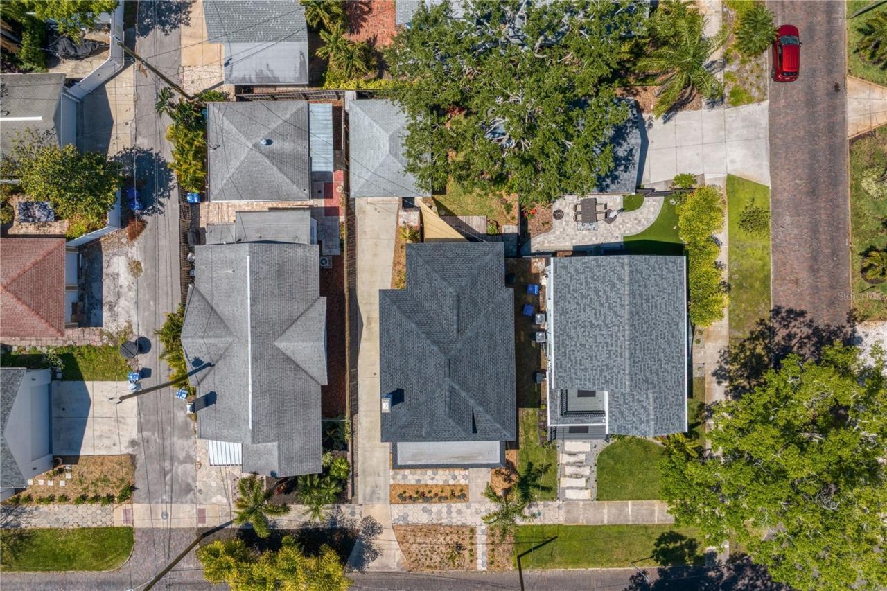 1140 Oak Street Ne, Saint Petersburg, FL 33701 Photo