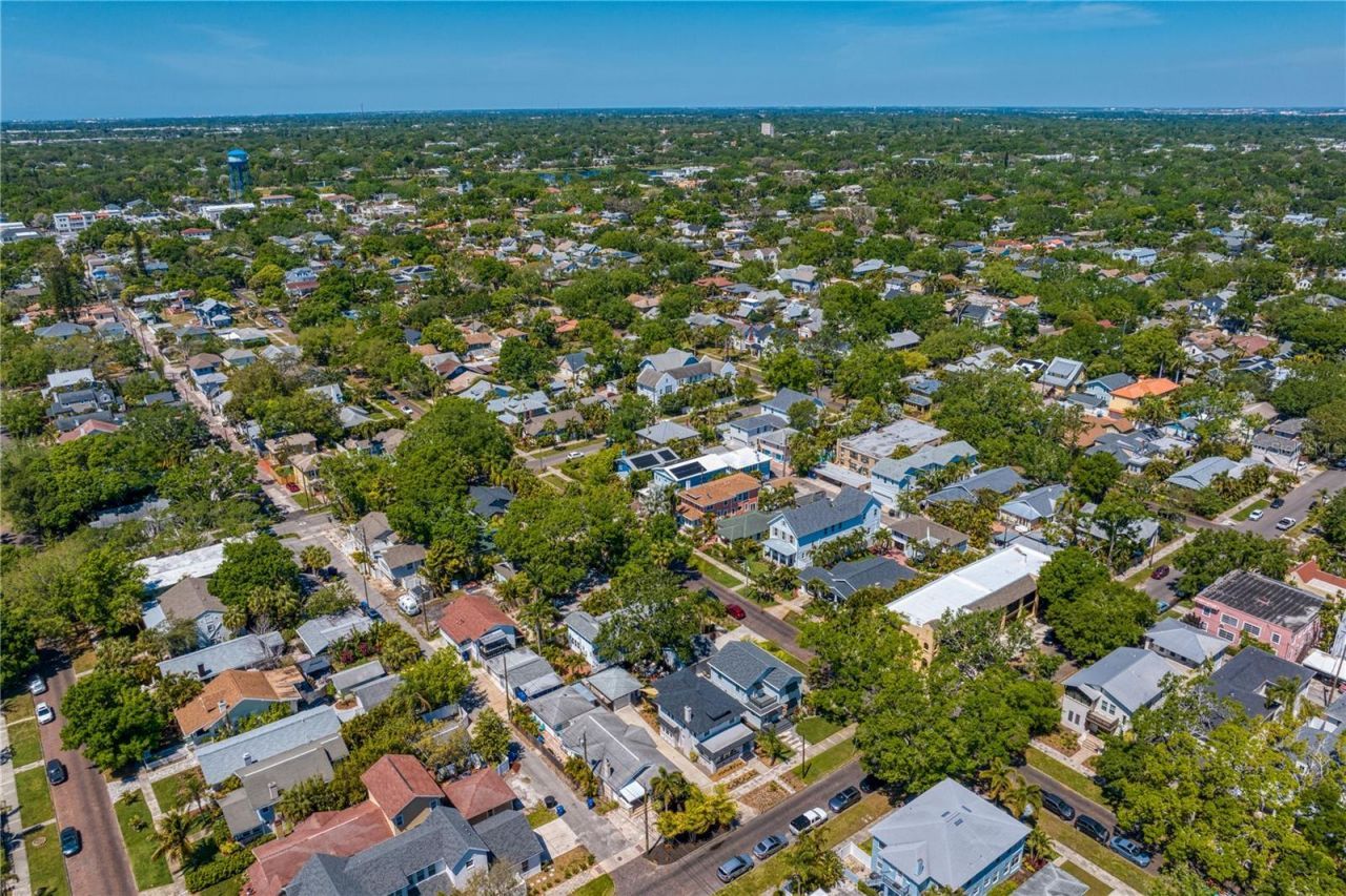 1140 Oak Street Ne, Saint Petersburg, FL 33701 Photo