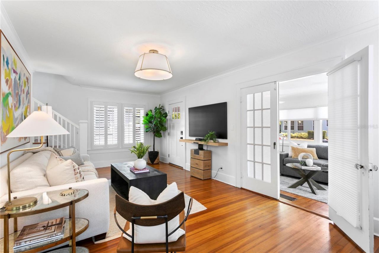 1140 Oak Street Ne, Saint Petersburg, FL 33701 Photo