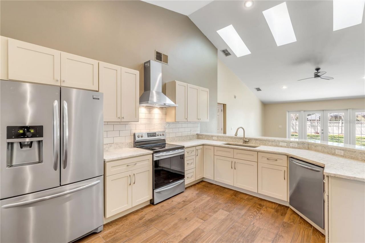 3858 Kingston Oaks Cove, Oviedo, FL 32765 Photo