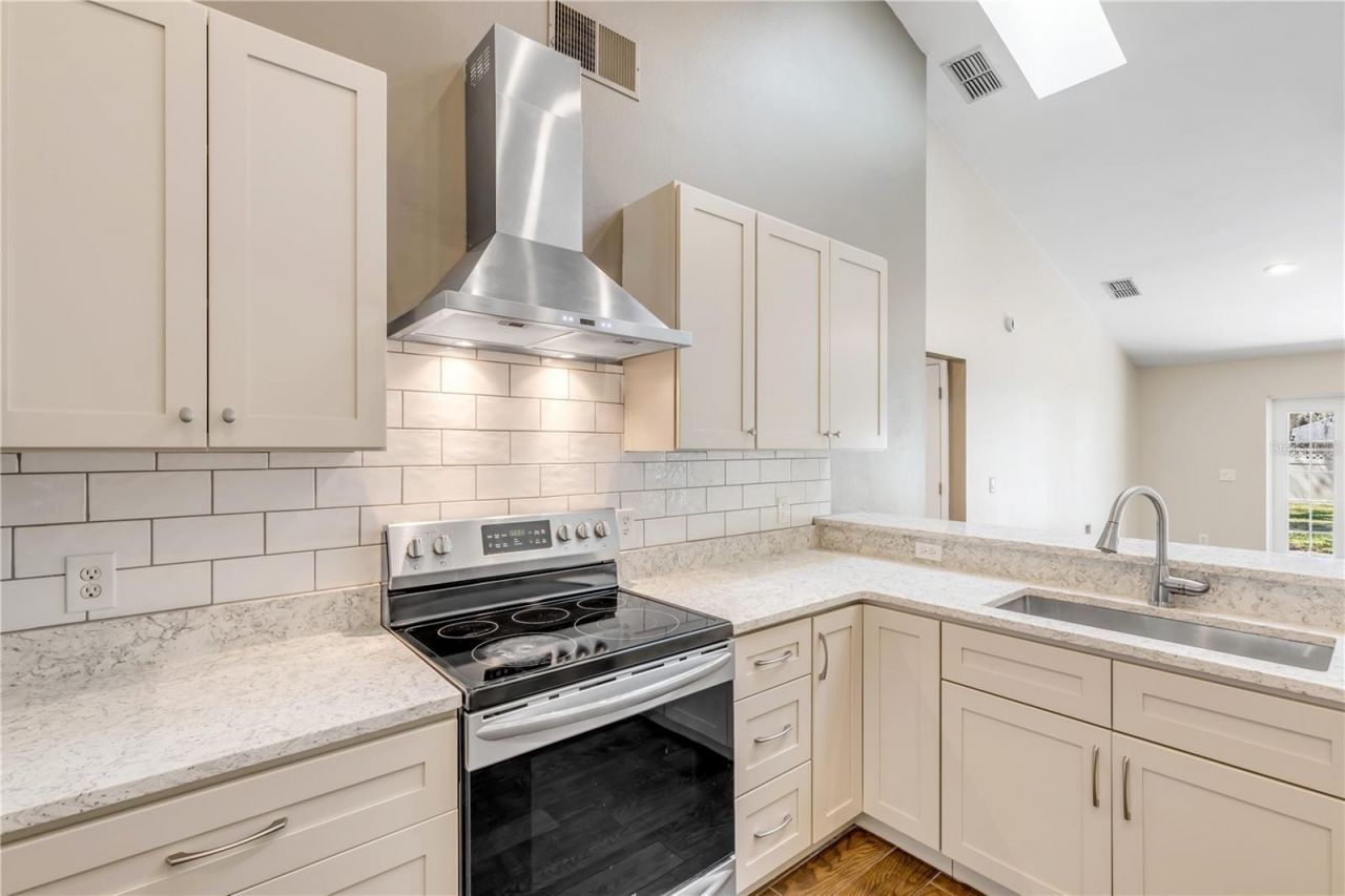 3858 Kingston Oaks Cove, Oviedo, FL 32765 Photo