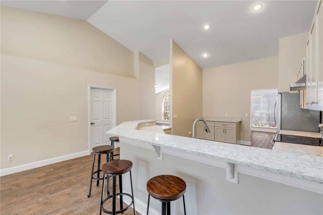 3858 Kingston Oaks Cove, Oviedo, FL 32765 Photo