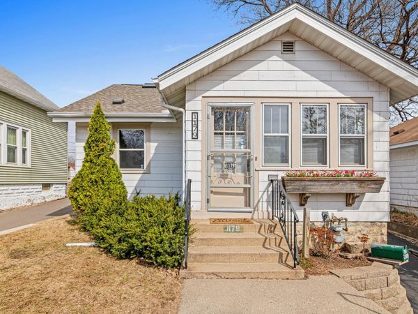 1179 Minnehaha Avenue W, Saint Paul, MN 55104