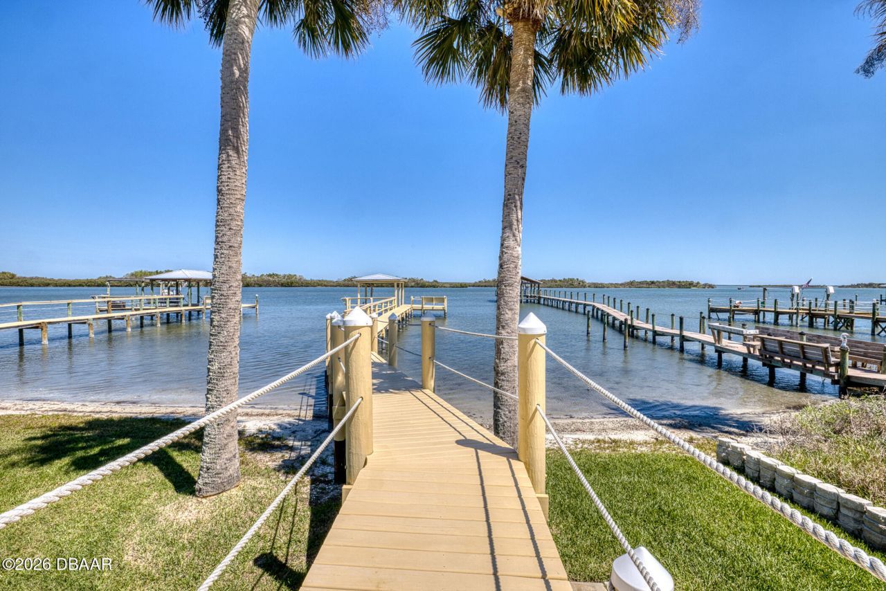 349 Marsh Landing Loop, Oak Hill, FL 32759 Photo
