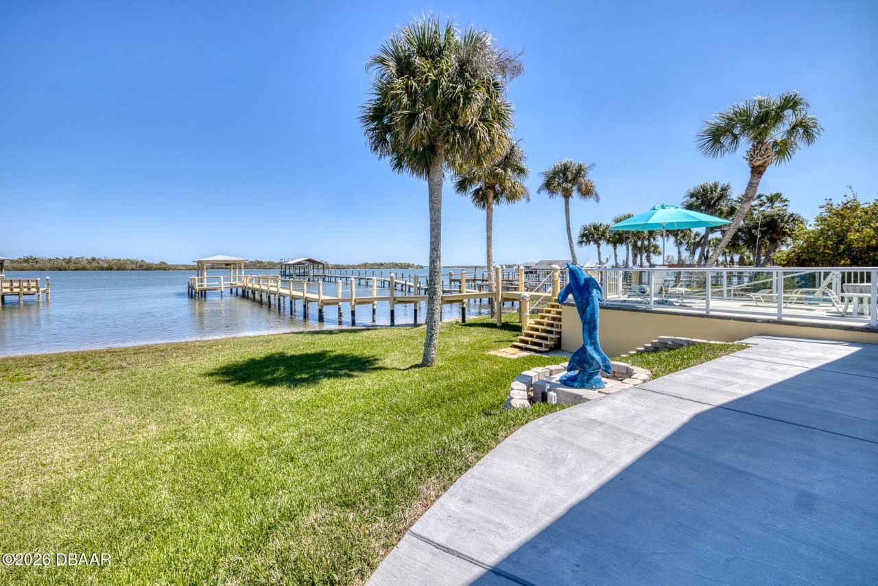 349 Marsh Landing Loop, Oak Hill, FL 32759 Photo