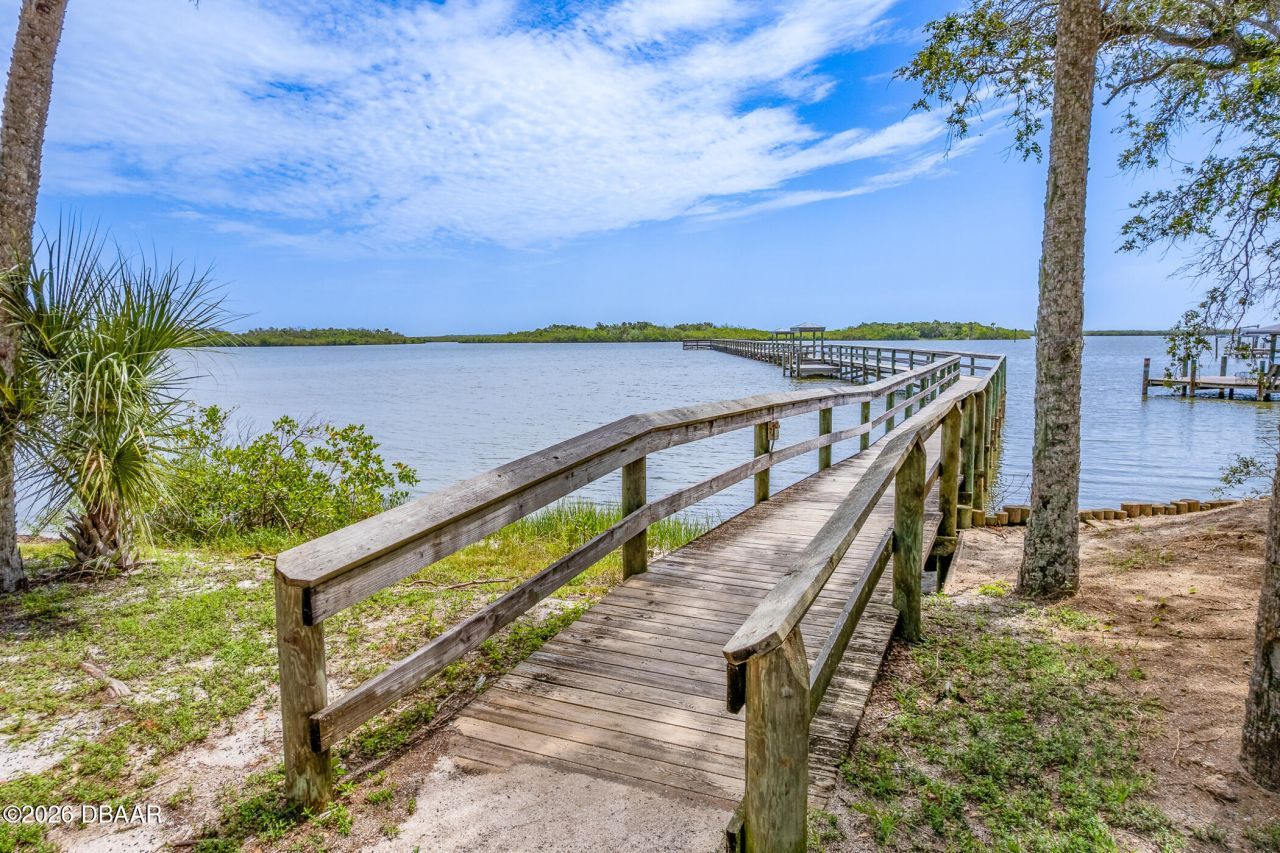 349 Marsh Landing Loop, Oak Hill, FL 32759 Photo