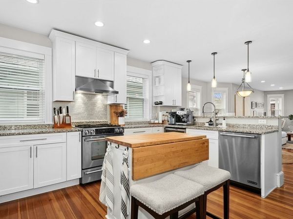 17 Copley St, Unit 2, Cambridge, MA 02138