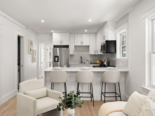 60 Derby St, Unit 3, Somerville, MA 02145