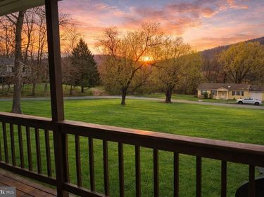 14 CIDER COURT, LINDEN, VA 22642