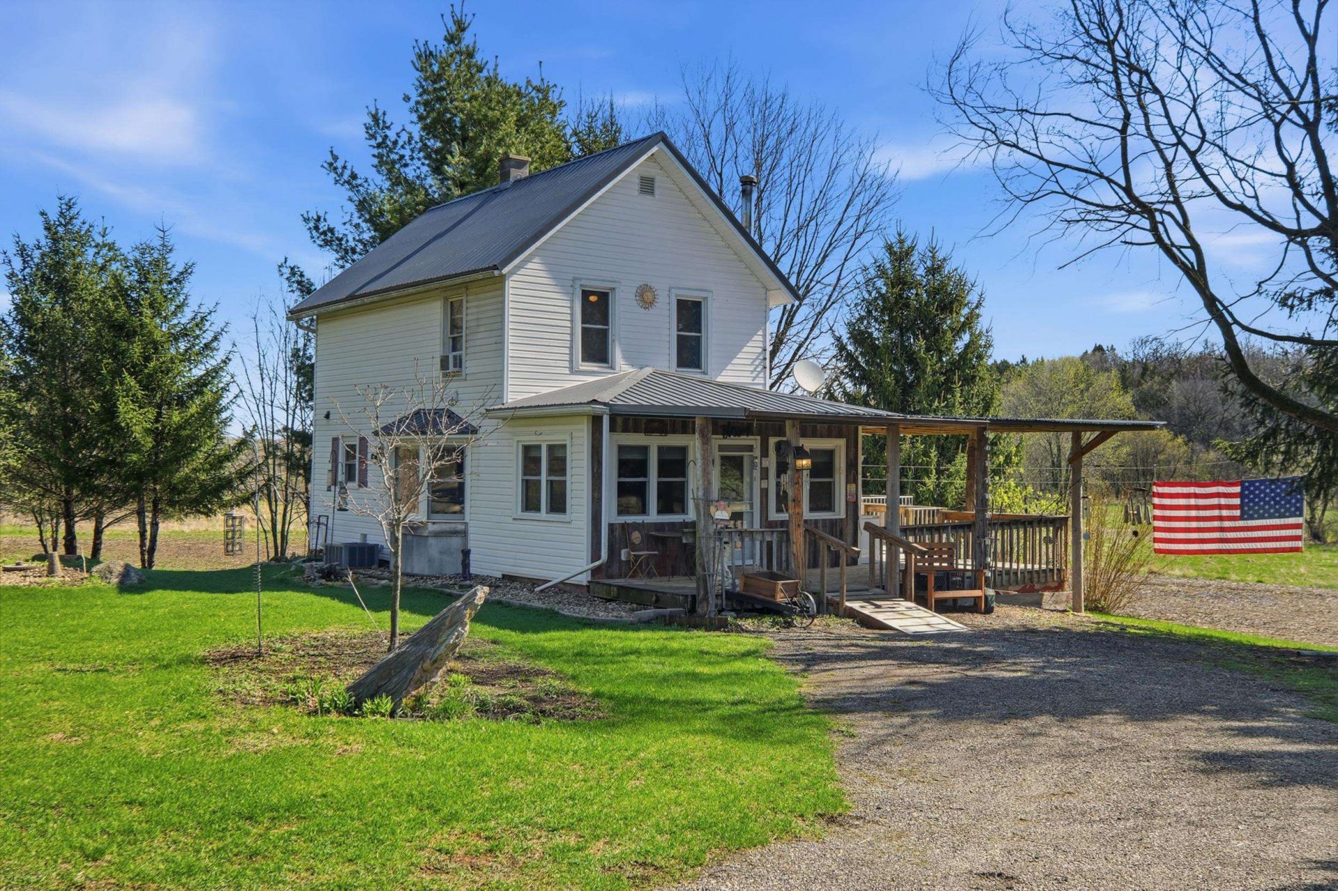 W8419 Meadow Brook Road, Argyle, WI 53504 Main Photo