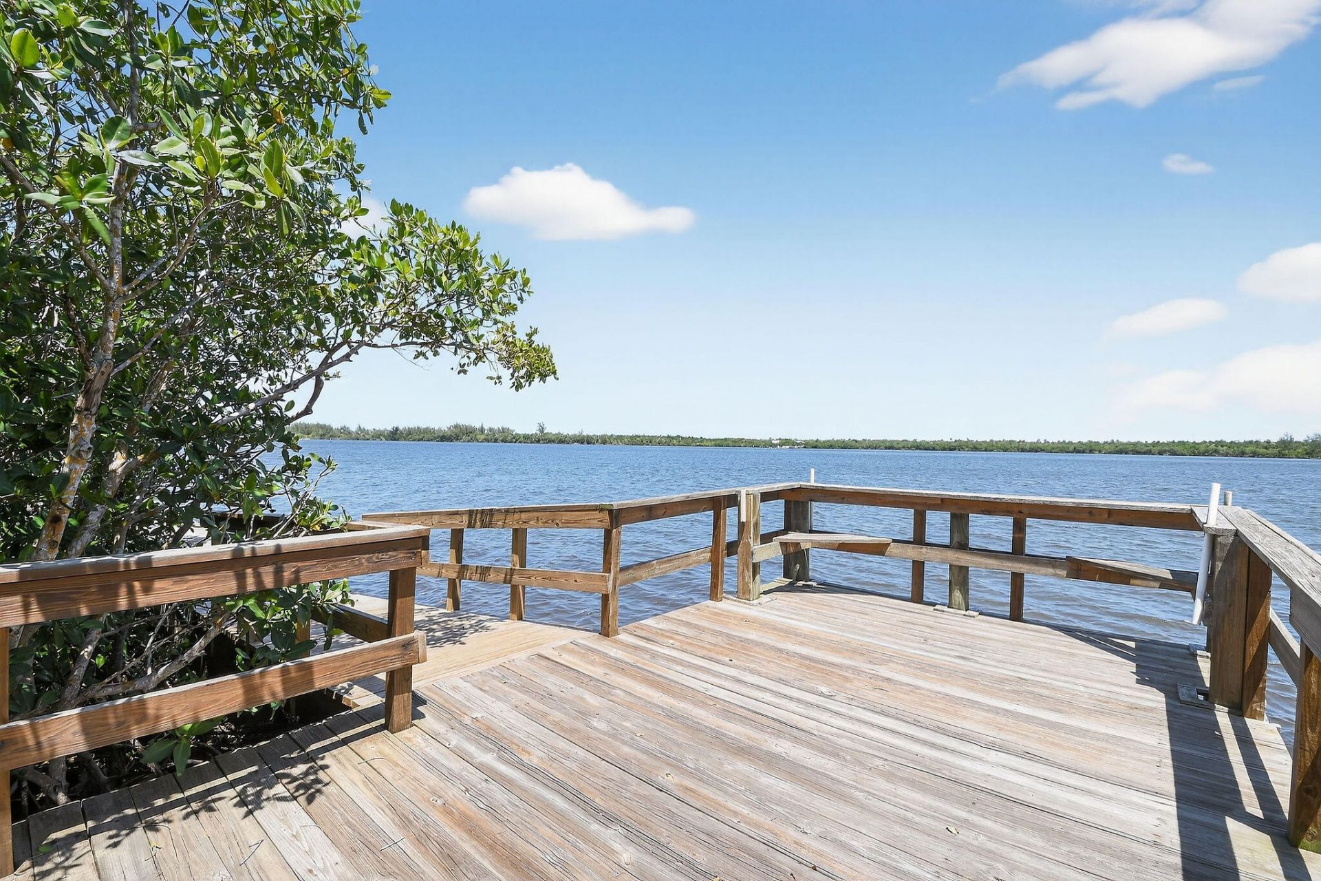 6068 SE Riverboat Drive, Unit 728, Stuart, FL 34997 Photo