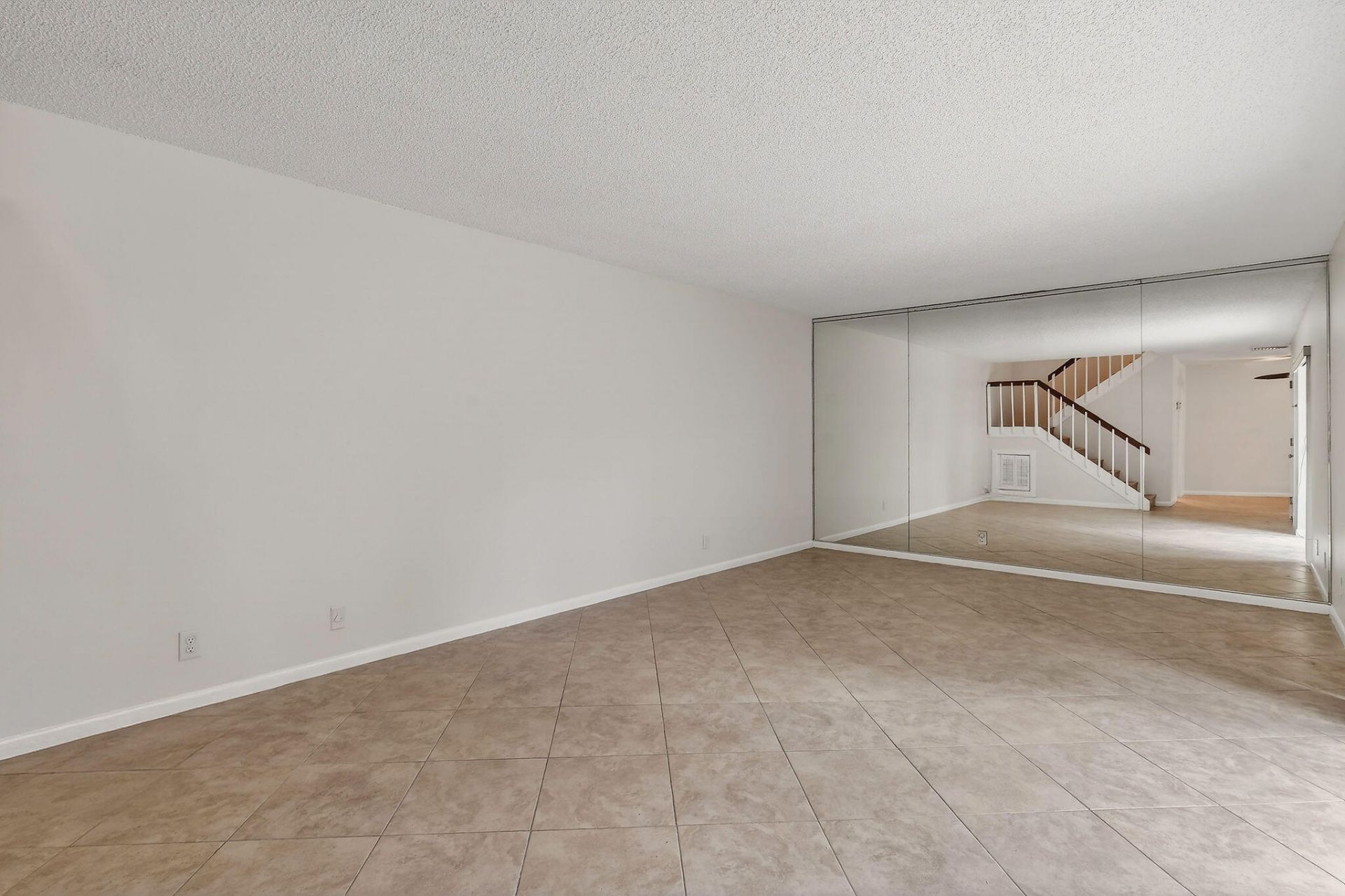 6068 SE Riverboat Drive, Unit 728, Stuart, FL 34997 Photo