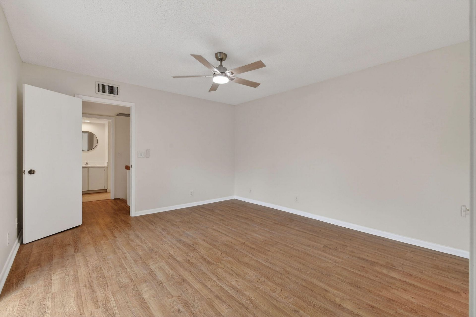 6068 SE Riverboat Drive, Unit 728, Stuart, FL 34997 Photo