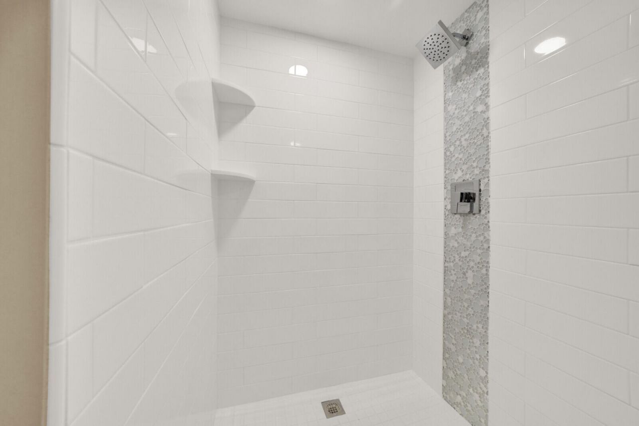 1001 Seafarer Circle, Unit 405, Jupiter, FL 33477 Photo