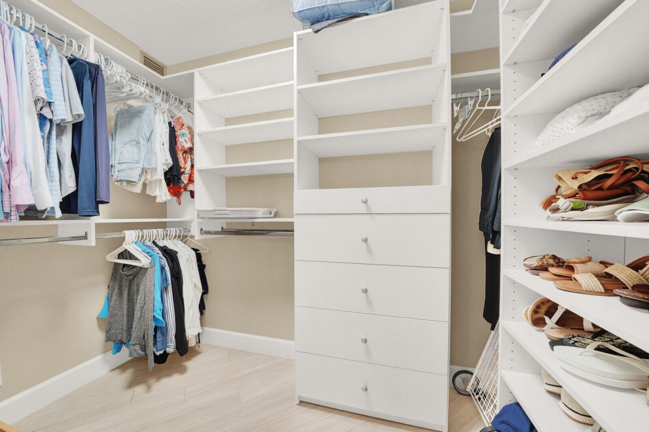 1001 Seafarer Circle, Unit 405, Jupiter, FL 33477 Photo