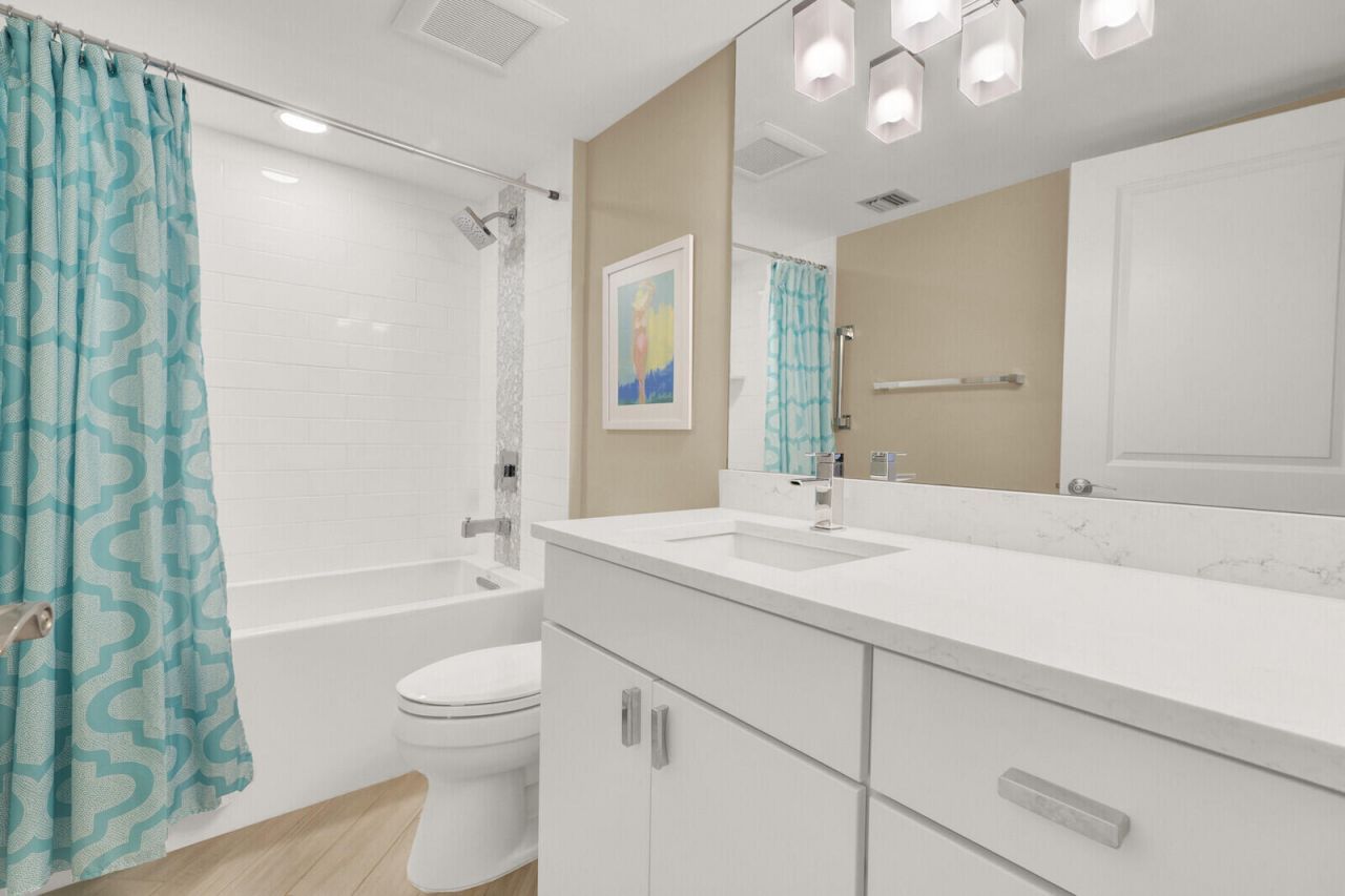 1001 Seafarer Circle, Unit 405, Jupiter, FL 33477 Photo