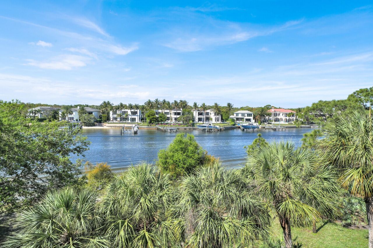 1001 Seafarer Circle, Unit 405, Jupiter, FL 33477 Photo