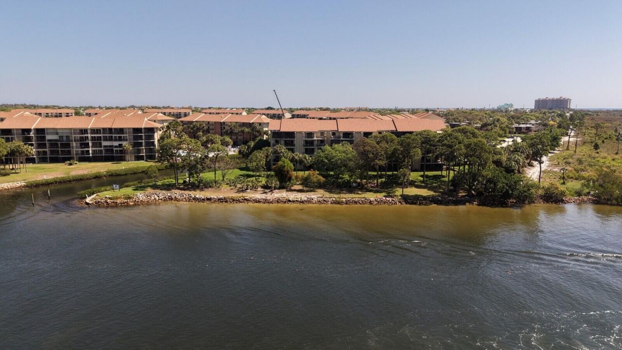 1001 Seafarer Circle, Unit 405, Jupiter, FL 33477 Photo