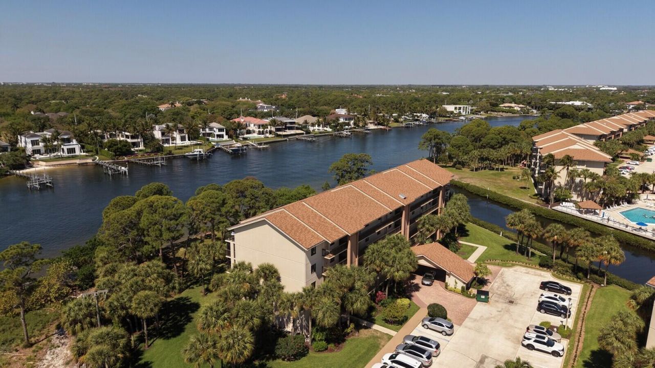 1001 Seafarer Circle, Unit 405, Jupiter, FL 33477 Photo